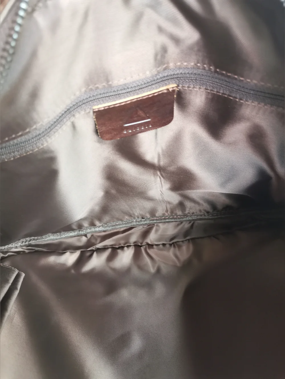 Dulccio Briefcase 17